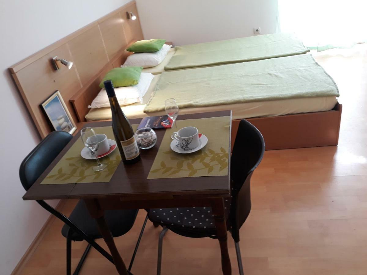 Apartmani Kljunak Zaton  Eksteriør billede